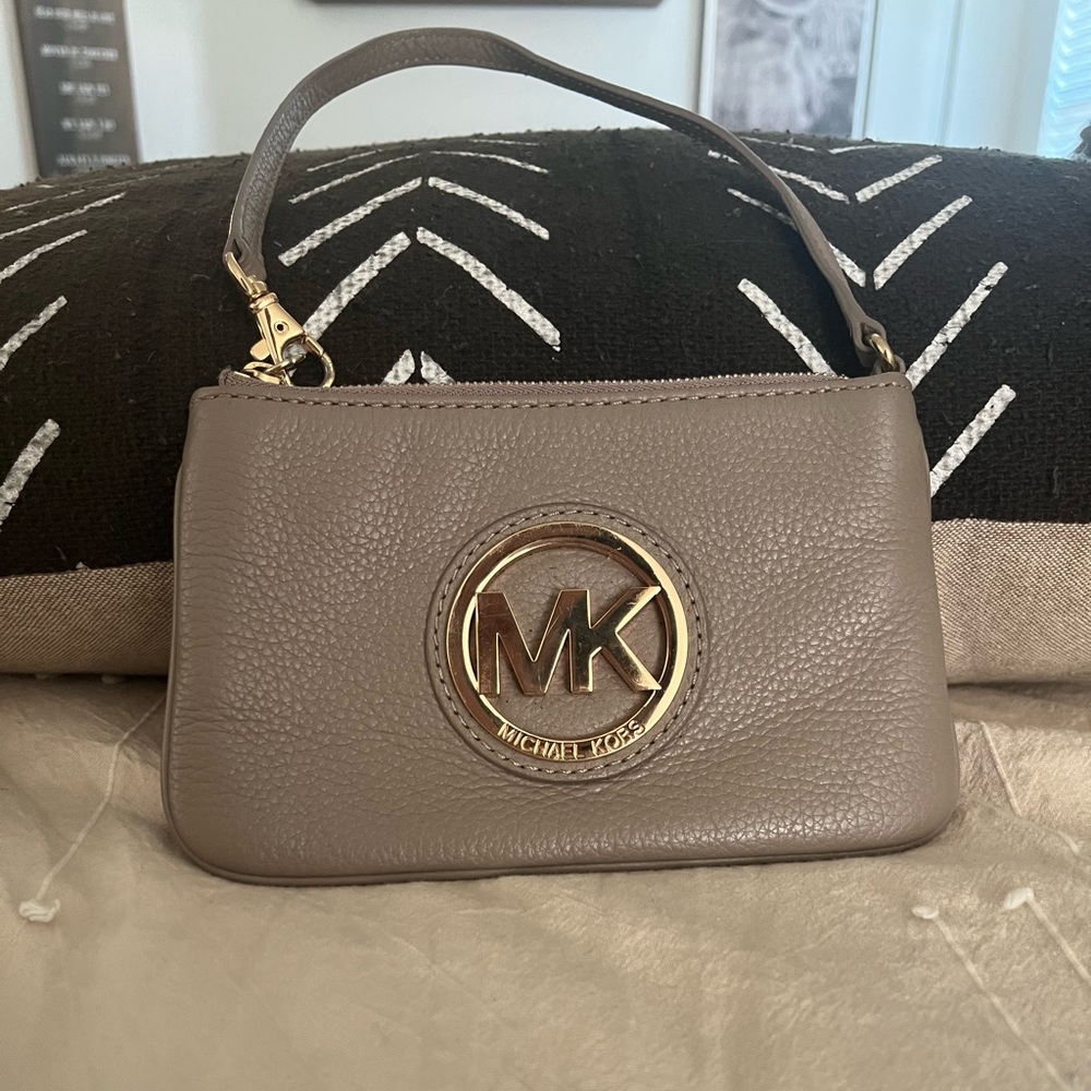 Michael kors clutch/ wristlet